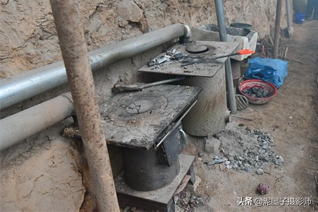 山西農(nóng)民大棚里種香椿，9分地種植70000苗，28元1斤，收入保密